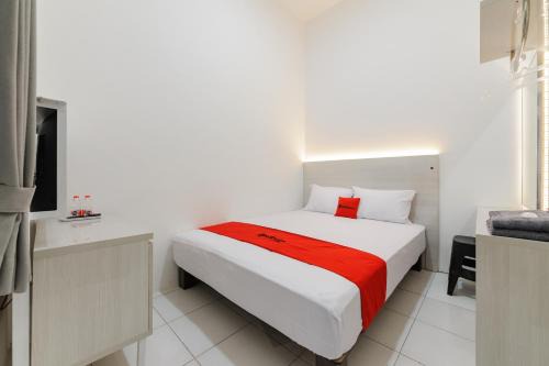 RedDoorz at Pandu Raya Bogor by Madam M Place