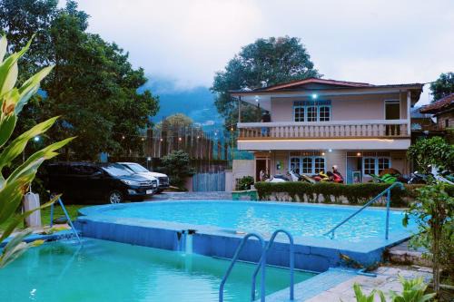 Kavio Resort near Taman Safari RedPartner