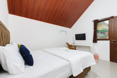 Urbanview Hotel Nerine's Glamping Village Cipanas by RedDoorz in Barukupa
