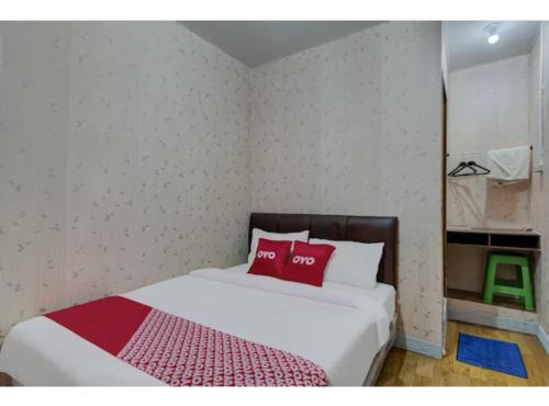 Capital O 3198 Sukomanunggal Inn