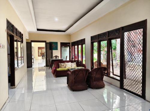 Chill-Inn near Surabaya Zoo Syariah