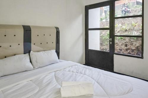Valley Ciater Subang Mitra RedDoorz