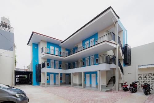Urbanview Petukangan Mansion Jakarta