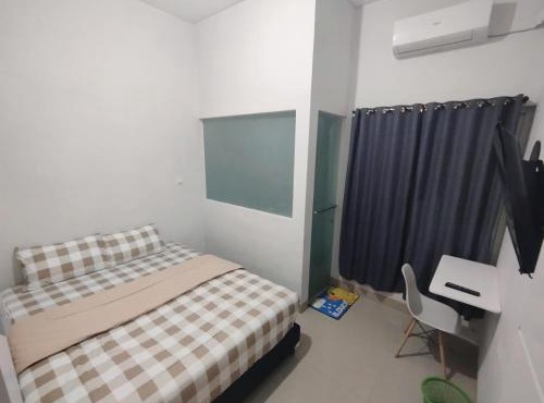 Golden Rose Homestay Surabaya in Gabung