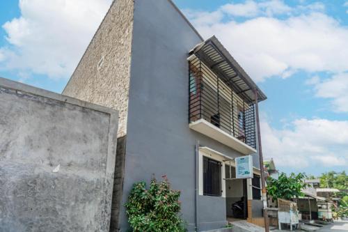 SPOT ON 93966 Dhiya Guest House Syariah