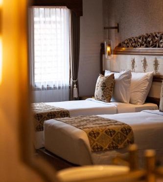Puri Kantor Legacy - Heritage Palace in Ubud