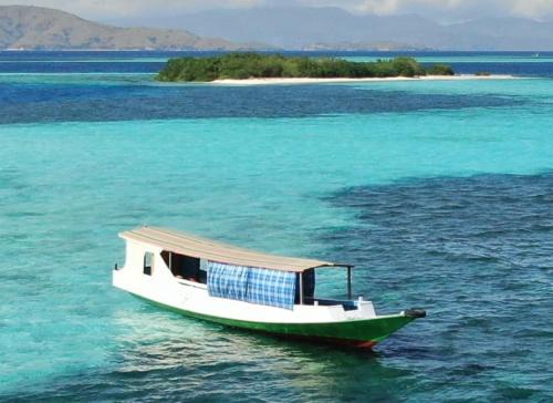 Jhuna Komodo Homestay