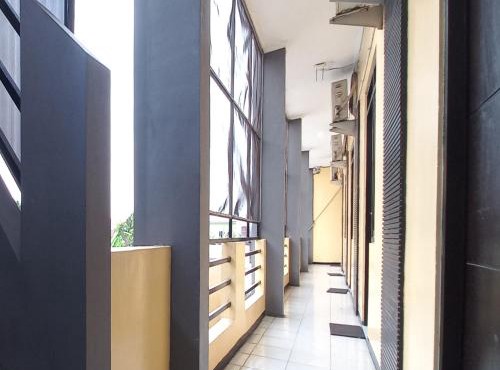 RedDoorz Syariah at Hotel Pandan Wangi near Alun Alun Sidoarjo