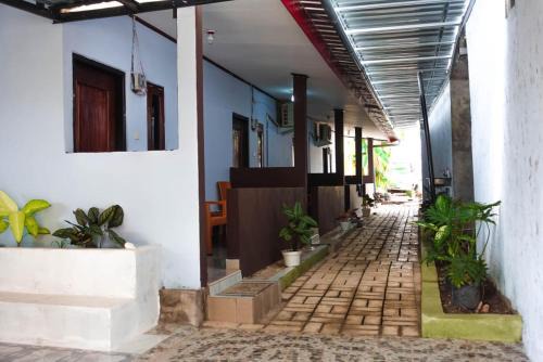 Angel homestay and shop in Dompu