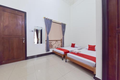 RedDoorz Syariah near Dago Pakar 2 in Bandung