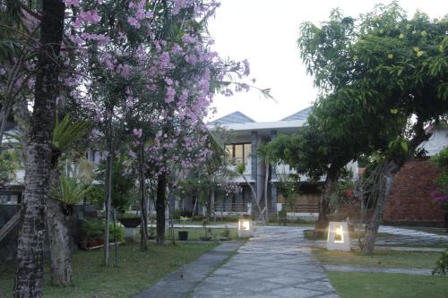 Alit Beach Resort and Villas in Sanur