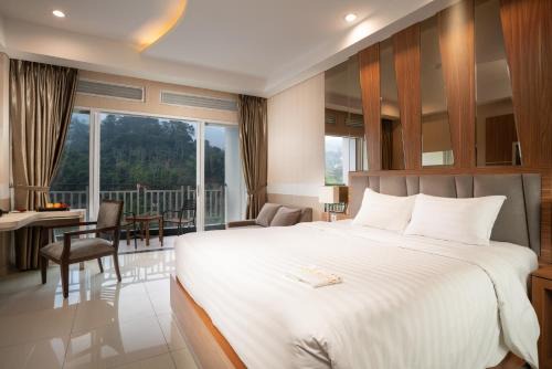 Le Eminence Puncak Hotel Convention & Resort