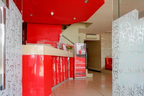 RedDoorz near Kendari Beach 2 in Kendari