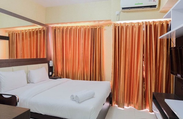 Cozy Studio Apartment at Taman Melati Margonda in Pondok Cina